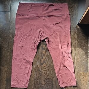 Athleta Women's Transcend 7/8 Pants in Burgundy